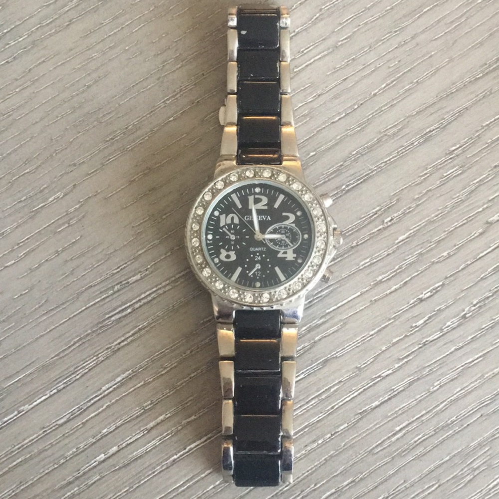 Black and Diamond Watch ⚫️